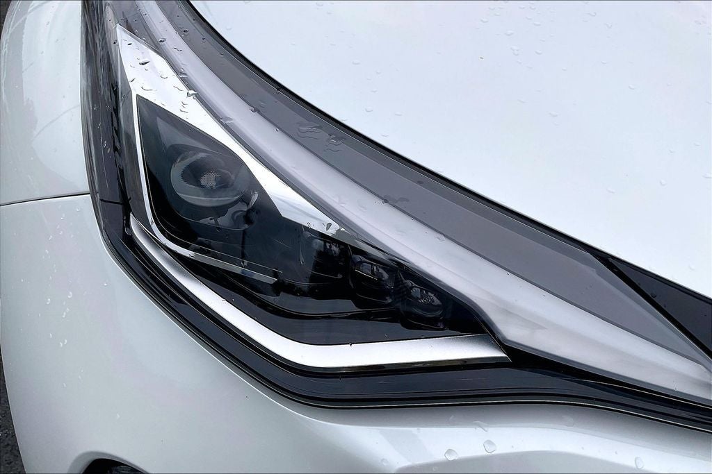 2022 Toyota C-HR Limited