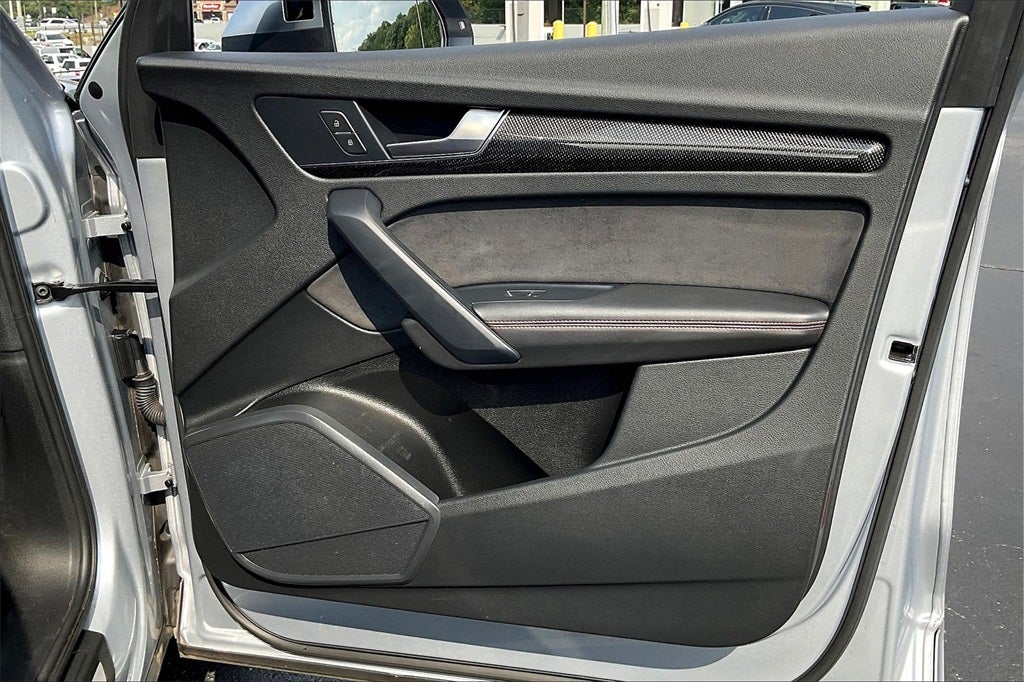 2022 Audi SQ5 Premium Plus quattro