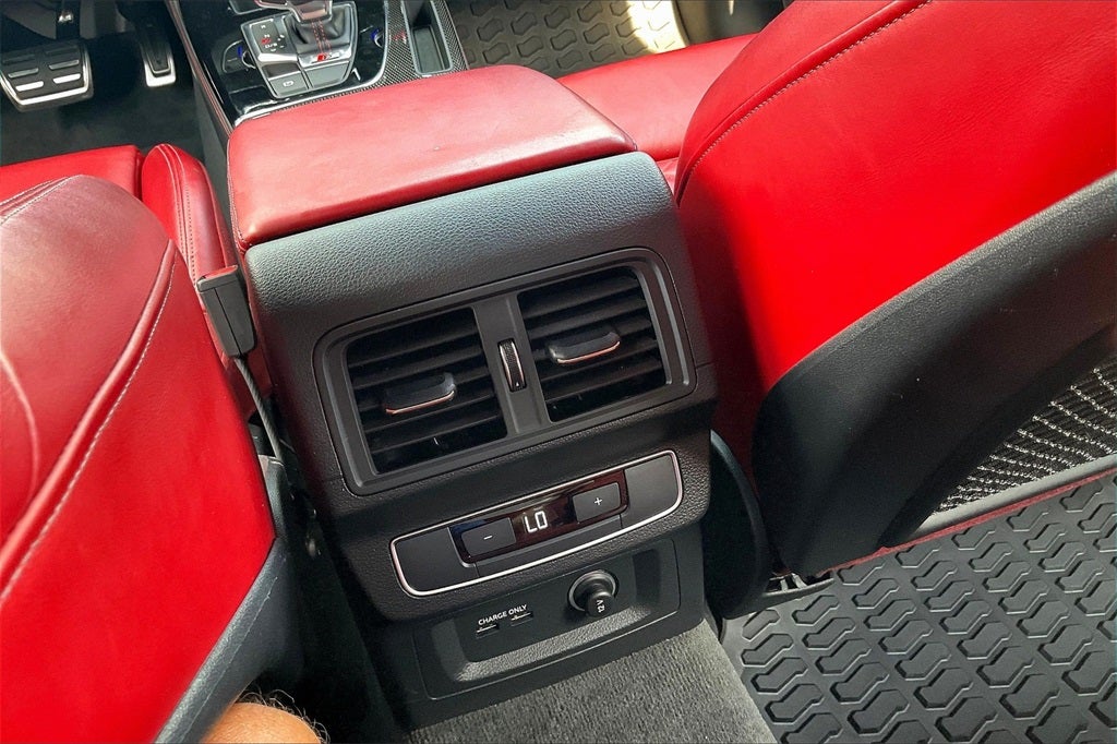 2022 Audi SQ5 Premium Plus quattro