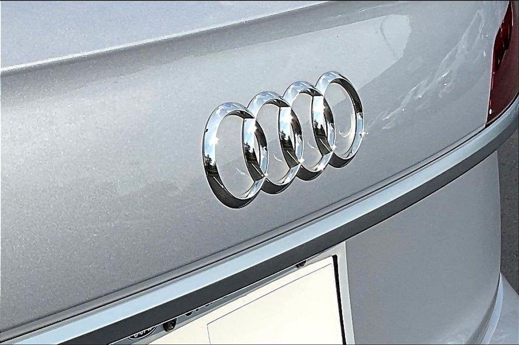 2022 Audi SQ5 Premium Plus quattro