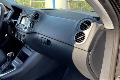 2017 Volkswagen Tiguan Limited 2.0T