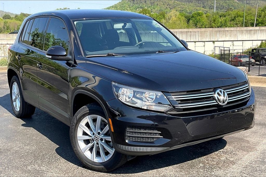 2017 Volkswagen Tiguan Limited 2.0T