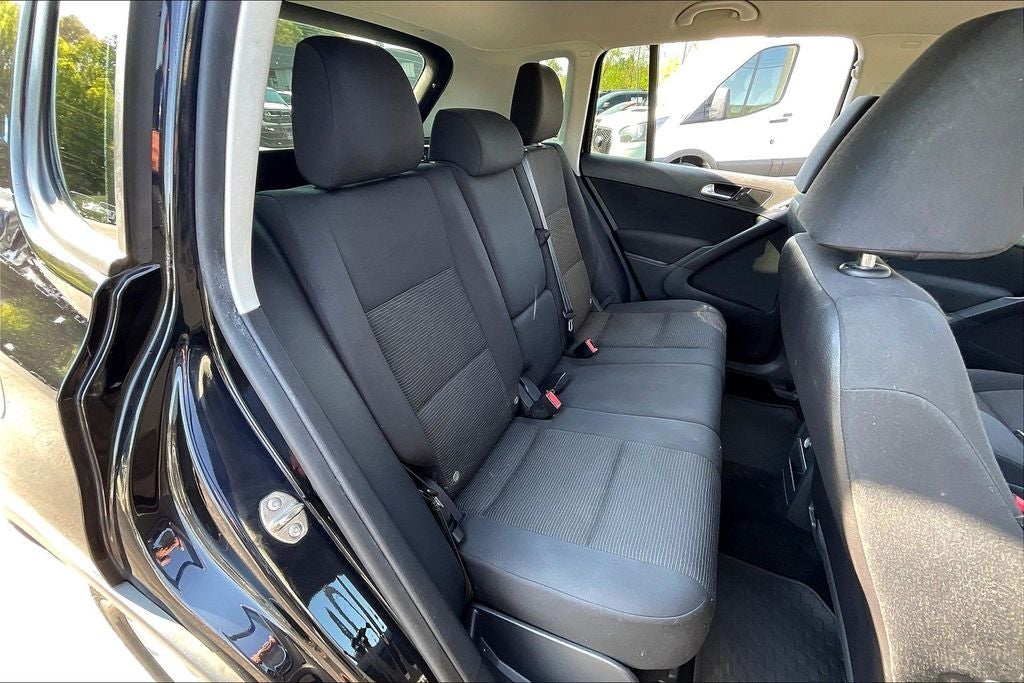 2017 Volkswagen Tiguan Limited 2.0T