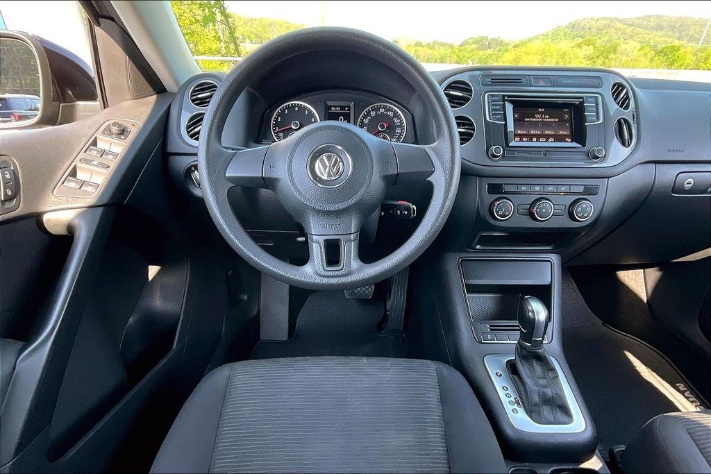 2017 Volkswagen Tiguan Limited 2.0T