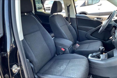 2017 Volkswagen Tiguan Limited 2.0T
