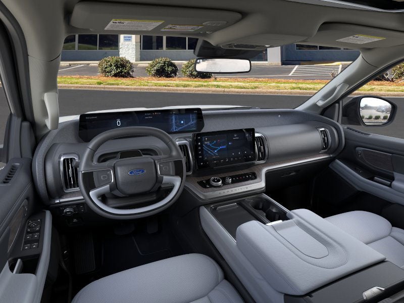 2025 Ford Expedition Platinum®