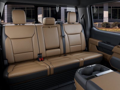 2027 Ford F-250SD F-250® Lariat®